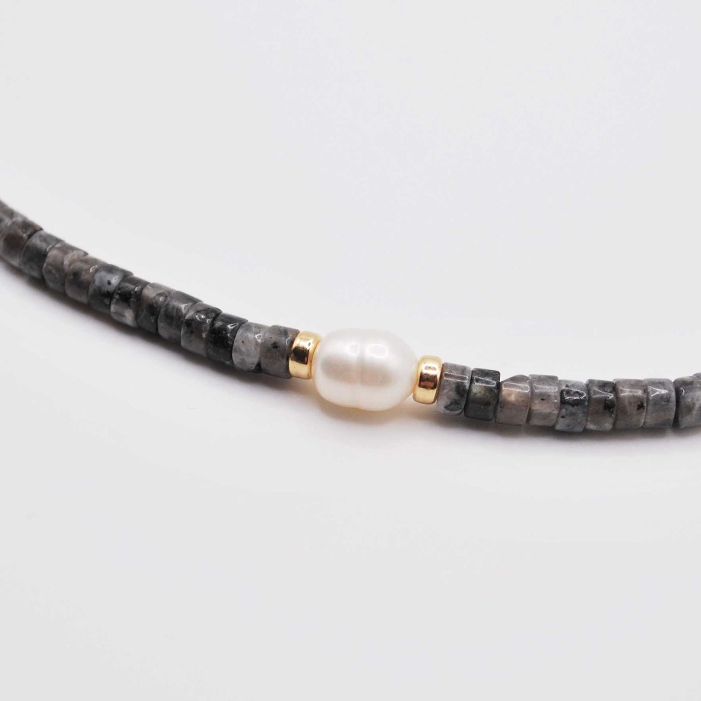 'mist pearl' beaded necklace with pearl detail