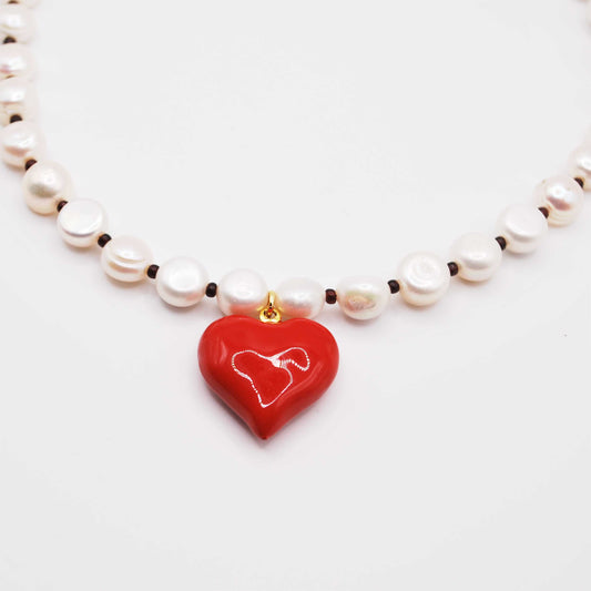 'pearl crush' freshwater coin pearl choker with red heart charm